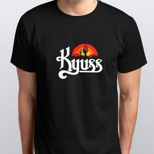 KOSZULKA KYUSS rozmiary S M L XL XXL kolory Czarny, Biały