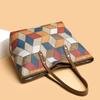 Design Vintage Pattern Handbag High-grade Material Shoulder Bag New Classic Commuter Large Capacity Shopping Totes for Women MIT