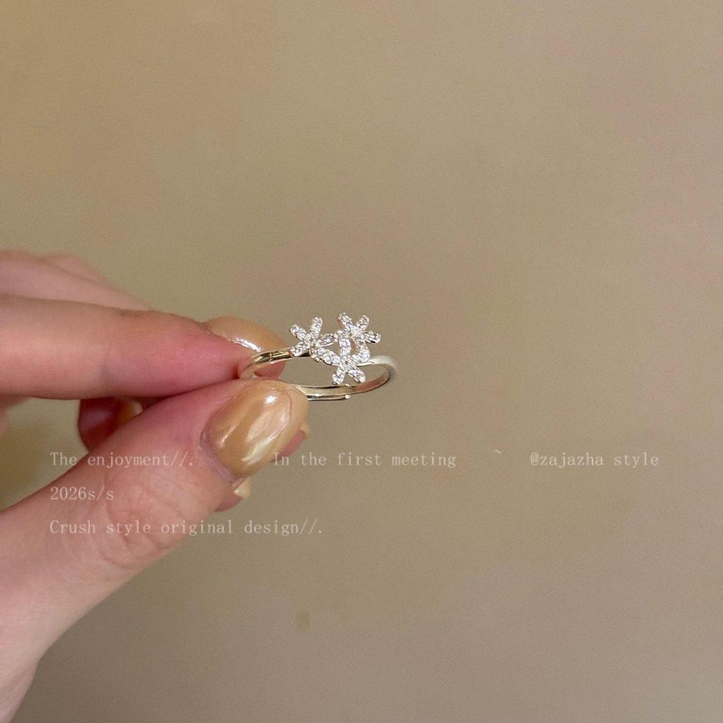 Stylish Silver Zircon Ring for Women - Light Luxury Open Design, Perfect for Index Finger