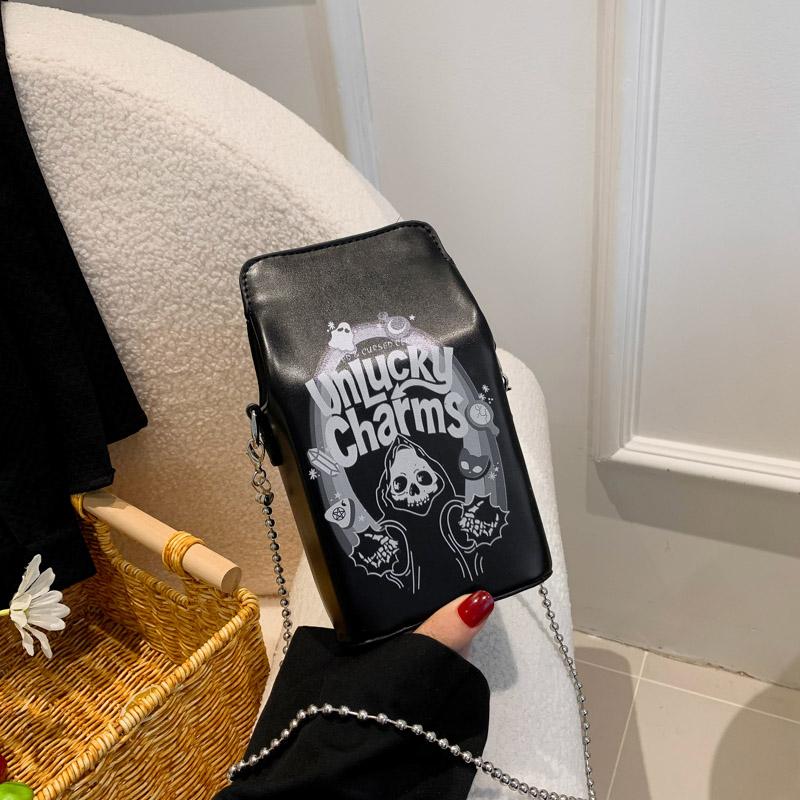 Trendy Leisure Dark Locomotive Wind Box Bag Women's Shoulder Bag Chains Strap Female Crossbody Bag For Festivals Party