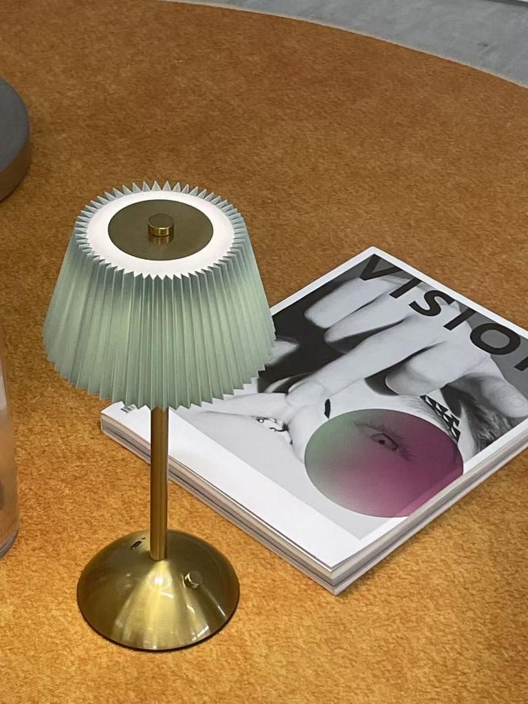 Lampă de birou LED reîncărcabilă din metal cu abajur din material textil, fără fir, cu intensitate luminoasă reglabilă, lumină ambientală creativă, portabilă, tactilă, pentru camera de zi