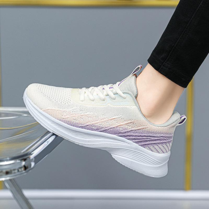 Brand running shoes new soft-soled casual sports shoes spring and summer ultra-light mesh breathable running shoes