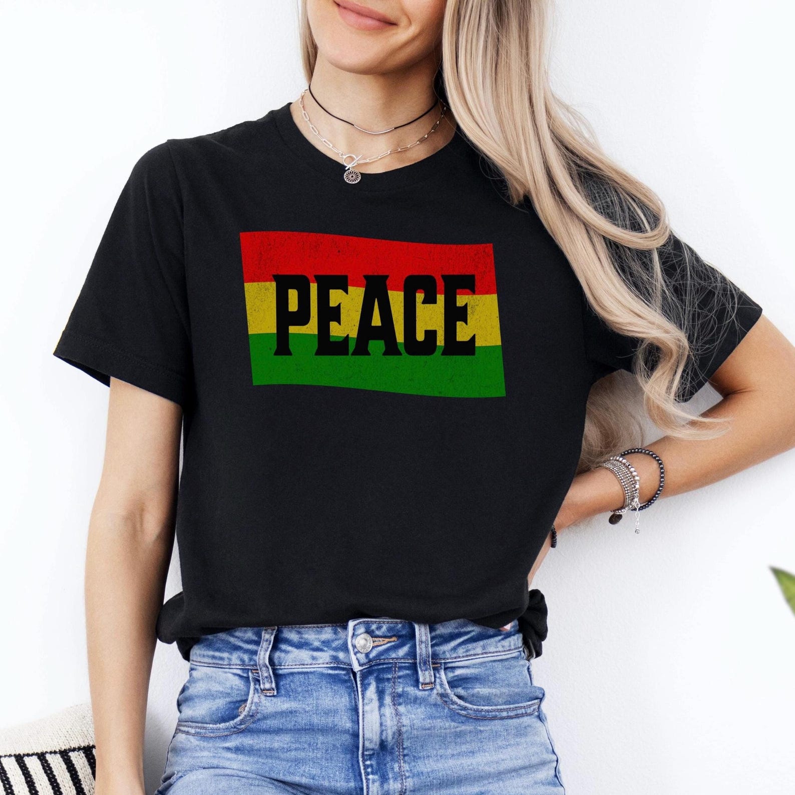 Peace T-Shirt, Reggae Tshirt, Unisex Rasta Shirt, Marley Tee, Rasta Lion Shirt, Vintage Reggae Music T Shirt, Reggae Festival Gift, One Love L