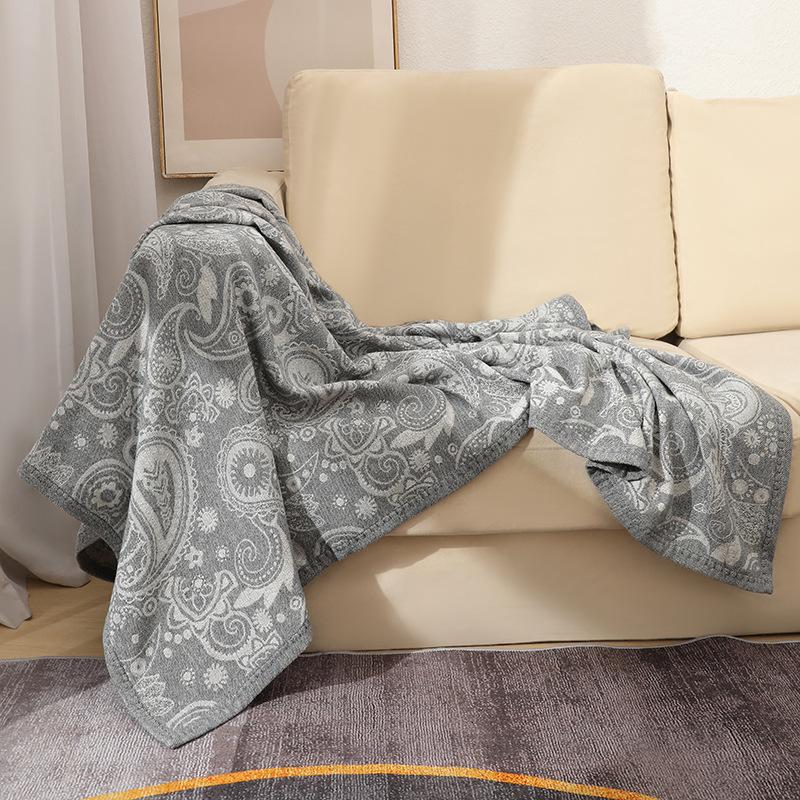 Leichter Luxus Aero Überwurfdecke Gewebte Jacquard Fleece Sofaabdeckung Decke Tragbare Camping Couchdecke Bequeme Klimaanlagen Nickerchen Decke