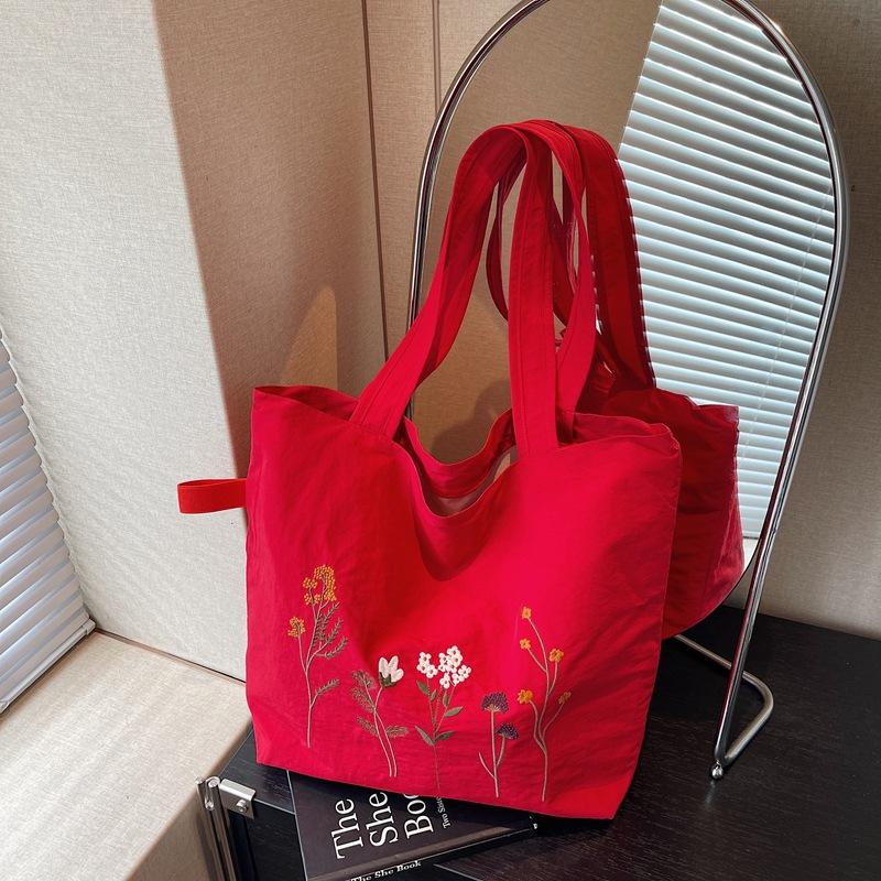 Summer Large-capacity Commuter Shoulder Tote Bag Women's New Fashion Embroidery Cloth Bag Bag Underarm Bag