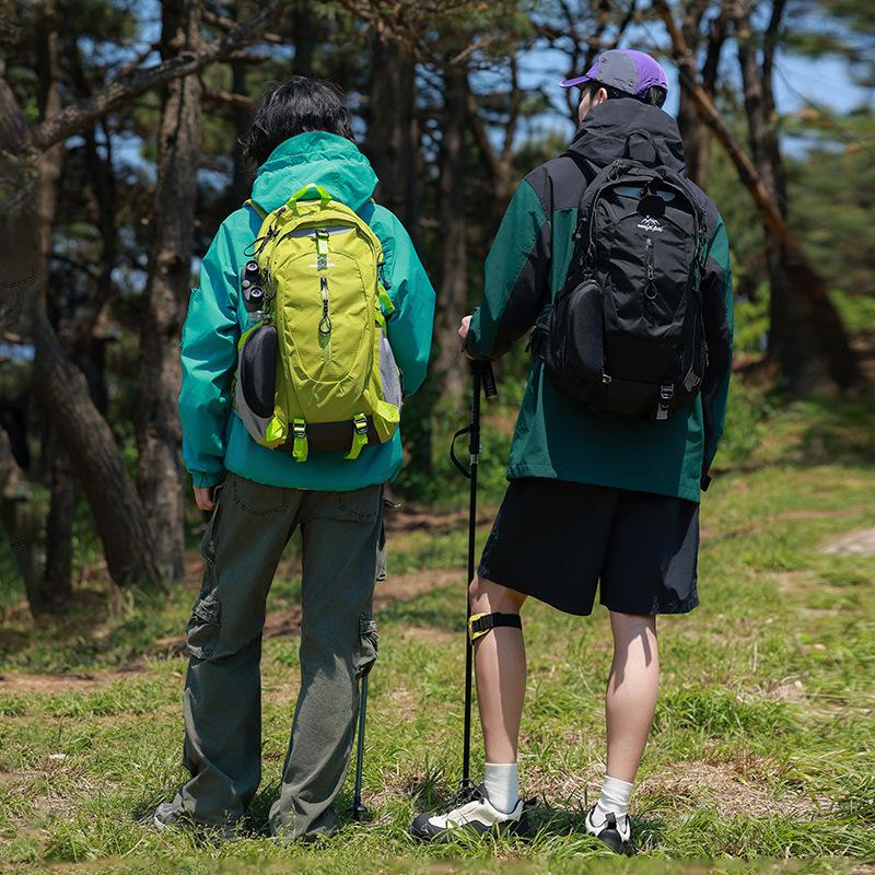 Bergbeklimtas Grote Capaciteit Heren en Dames Professionele Klimmen Wandelen Rugzak Lichtgewicht Waterdicht Outdoor Sportrugzak