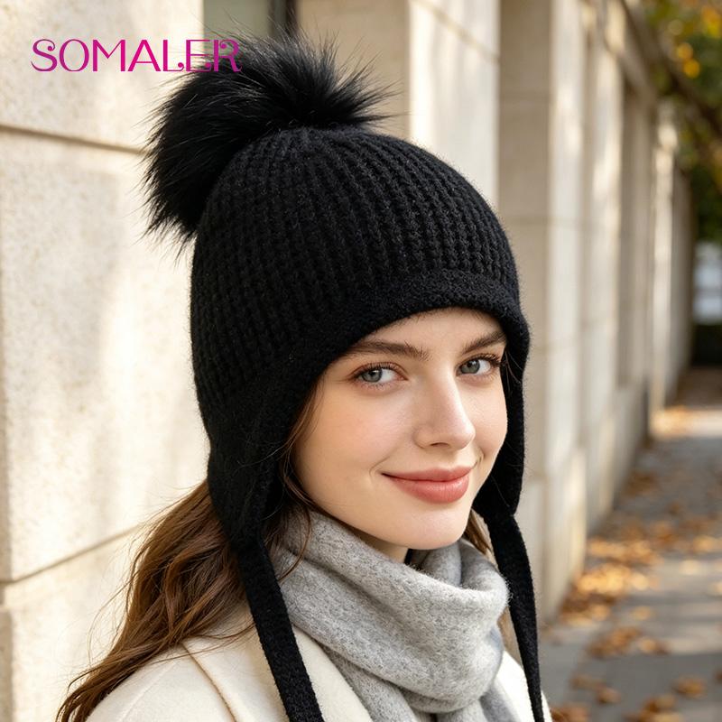 SOMALER Women‘s Winter Knitted Wool Hat with Pompom Hip Hop Style Casual Beanie