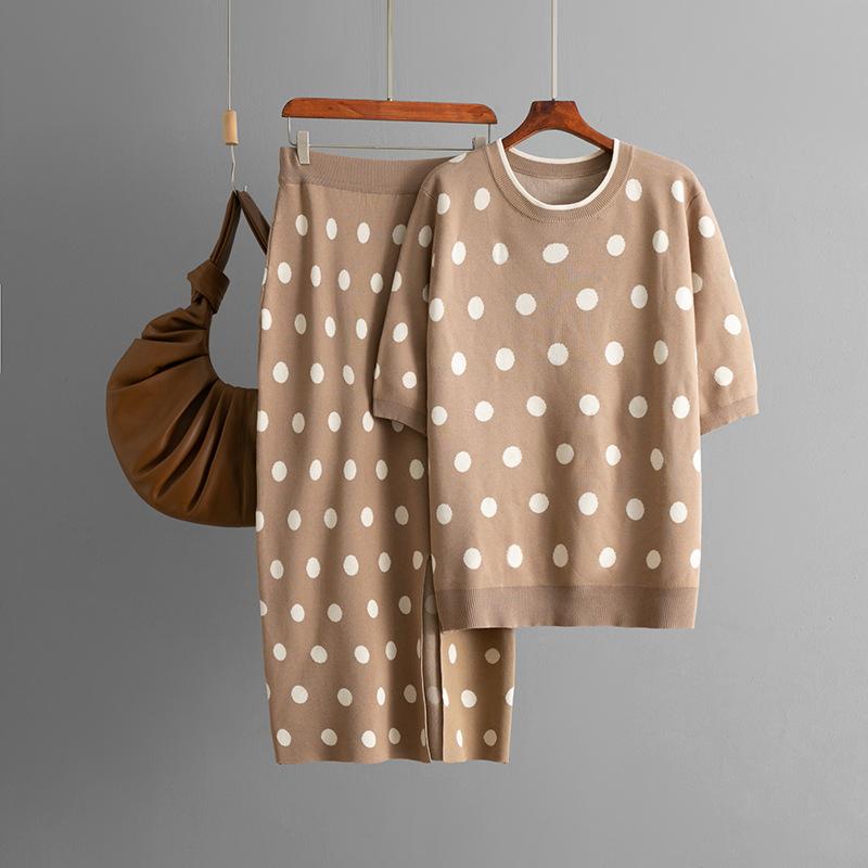 Summer round neck polka dot short-sleeved knitted sweater fashion suit + high waist hip-wrapped split skirt two-piece set