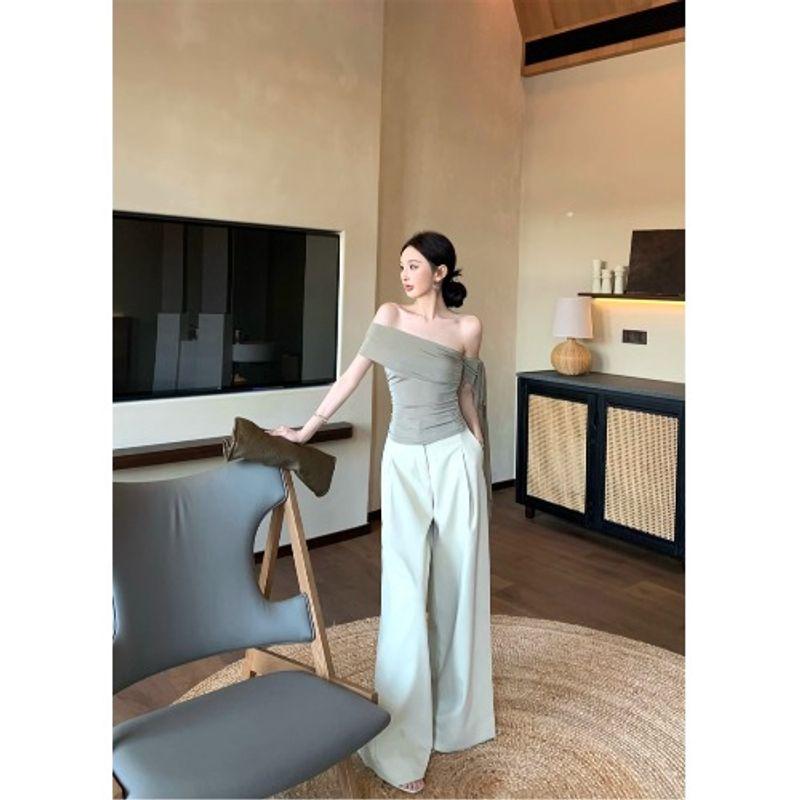 

Kumikumi Pure Desire Style Sloping Shoulder Slim fit Slimming T-shirt Women Summer Elegant High Waist All-Match Casual Pants Two-piece Set Top M