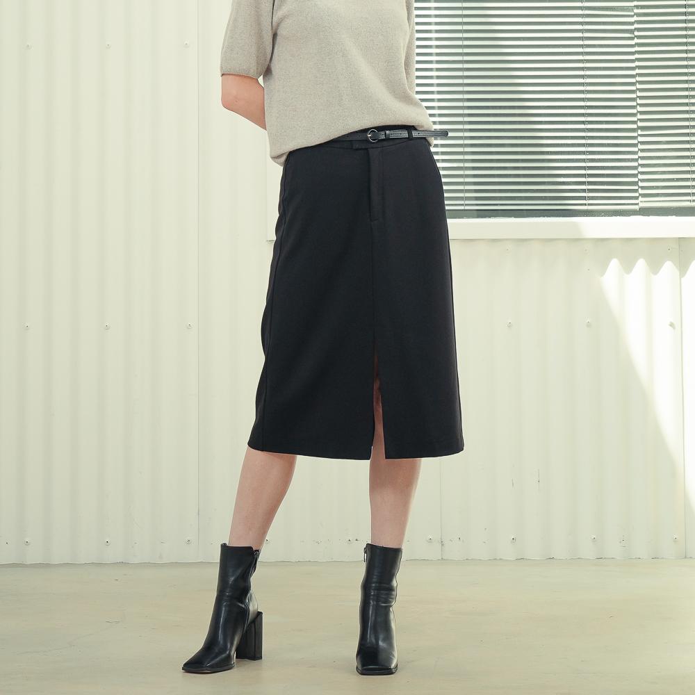 ACUD Front Slit Detail Skirt _Black