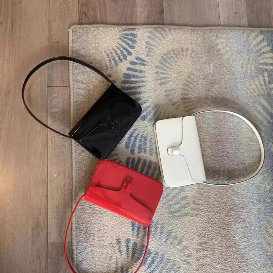 Premium Retro Red Underarm Bag Women's Style Patent Leather Small Square Bag Commuting Versatile Portable Bag