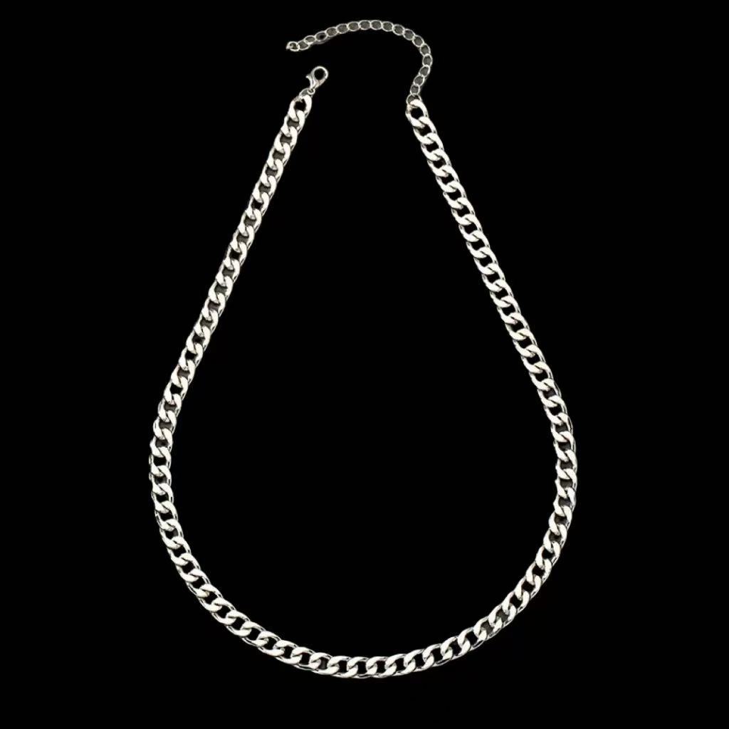 

Men Stainless Steel Cuban Link Chain Necklace Hip Hop Streetwear Bold Minimalist Punk Neckpiece Chunky Gothic Jewelry Gift for Him Trendy Accessory
