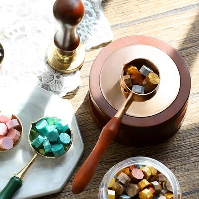 Etiketter, bokmärken & stämplar – Smältskedar