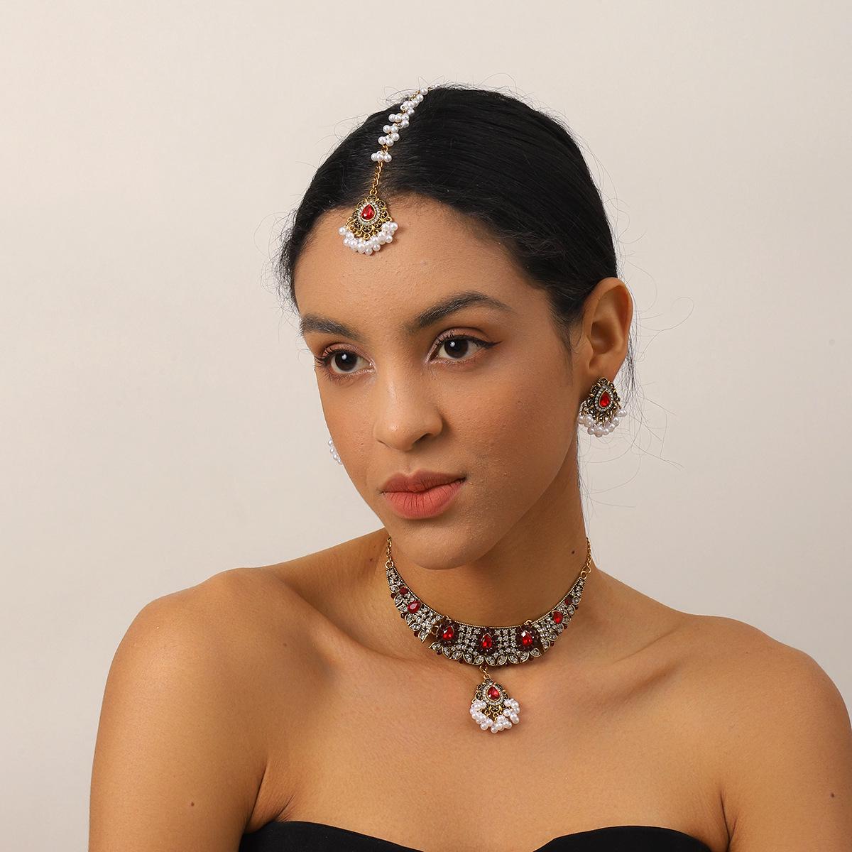 European Retro Ethnic Vintage Jewelry Set: Women s Pearl Drop Court Style.