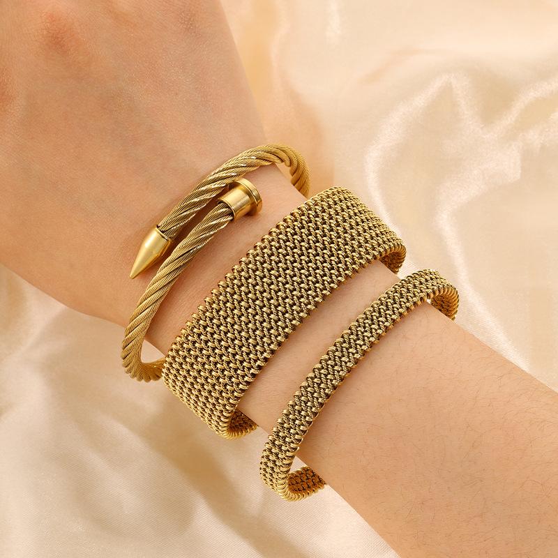 European and American Fashion Popular Open , Gold Titanium Steel Light Luxury High-end Sense, Niche Jewelry