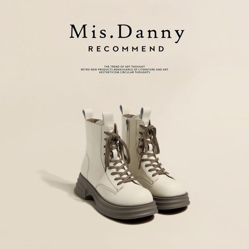 Martin boots women's 2025 new British style retro boots women's spring and autumn single boots thick-soled lace-up versatile snow short boots