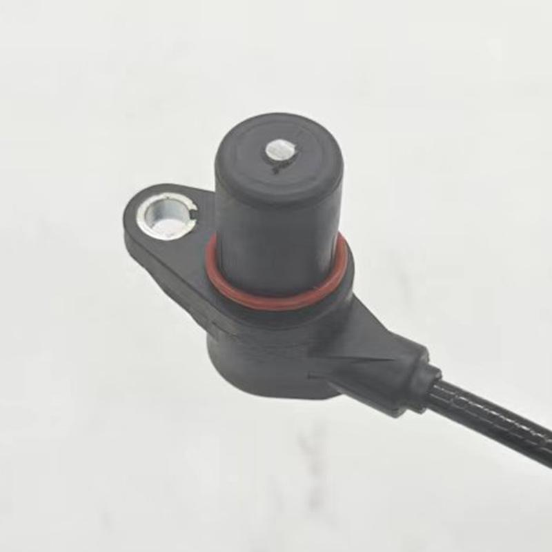 0261210126 500306772 82017874 Crankshaft Position Sensor For Ivveco SStralis 450 570 490 740 TTrakker 380 720 38 42T