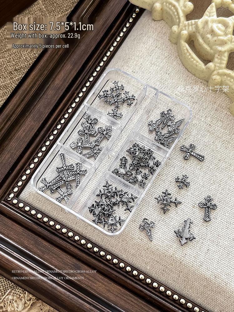 

Retro Cross Heart Grid Nail Art Accessories - Gold & Silver Decorations Box