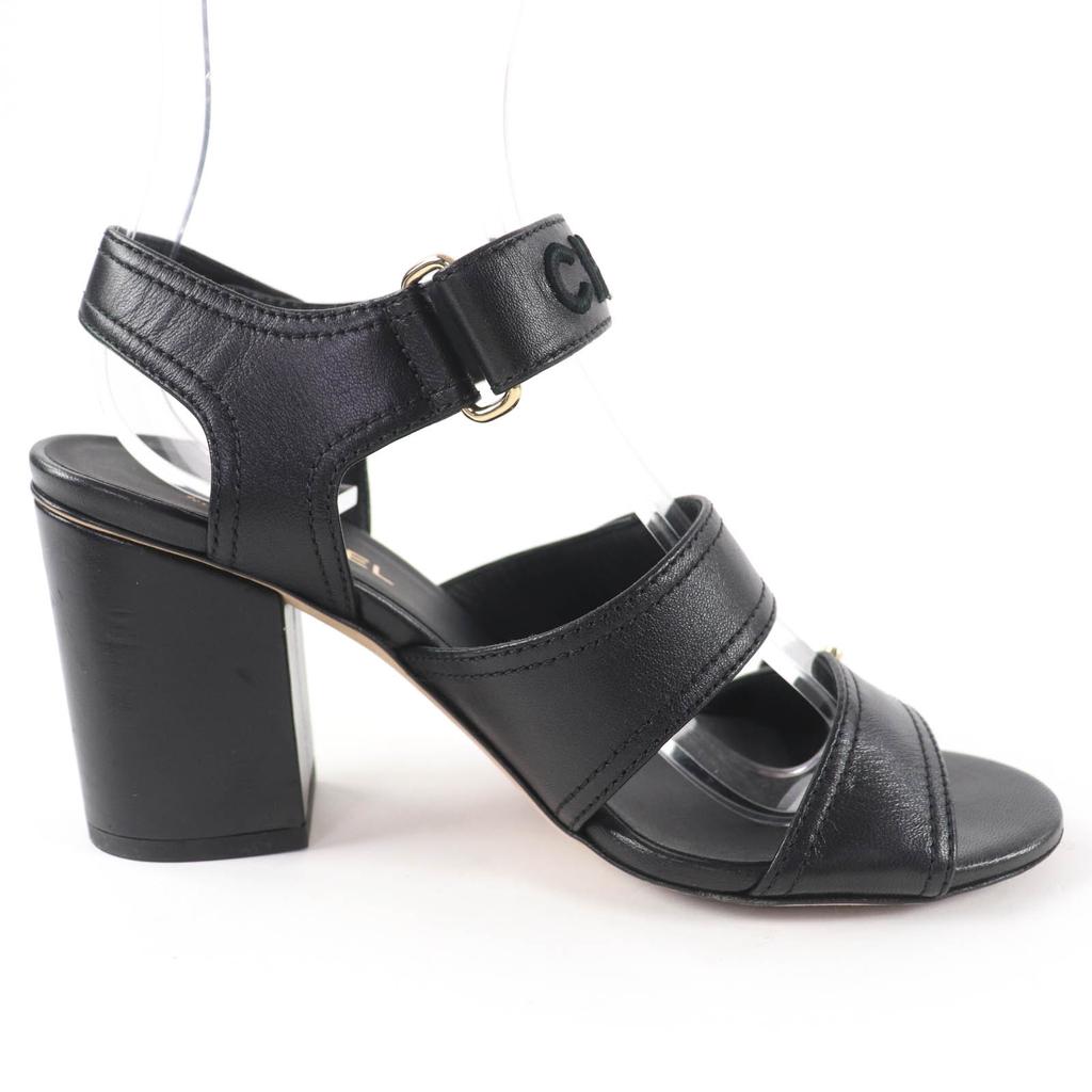 Great CHANEL Sandals COCO Mark Turnlock Sandals In Leather Black 35.5 G37387 Used