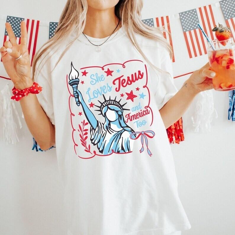 

She Loves Jesus And America Too 4th of July Shirt Retro USA Shirt Unisex T-Shirt M