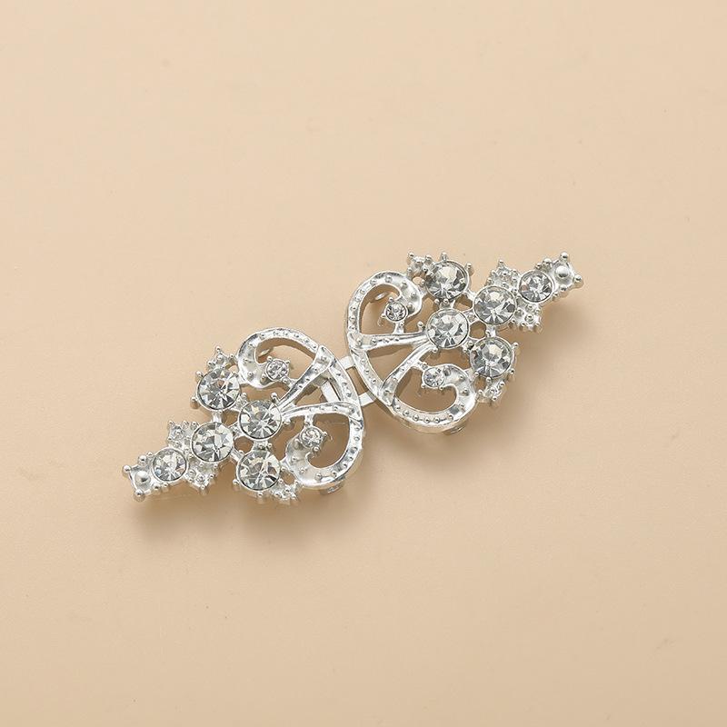 1 Pair Alloy Cardigan Collar Clips Holder Women Decor Crystal Cape Cloak Clasps Fasteners Buckle Brooch Clip