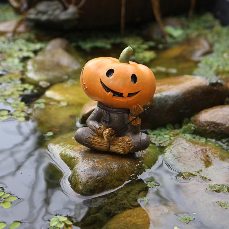 

Funny Halloween Pumpkin Head Scarecrow Figurine Outdoor Courtyard Flowerpot Balcony Decoration