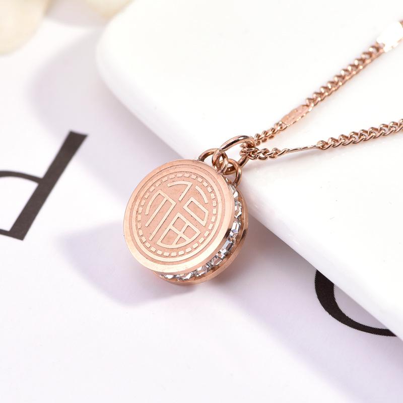 Trendy Zirconia Water Wave Pattern 18K Personalized Diamond Titanium Steel Necklace for Women