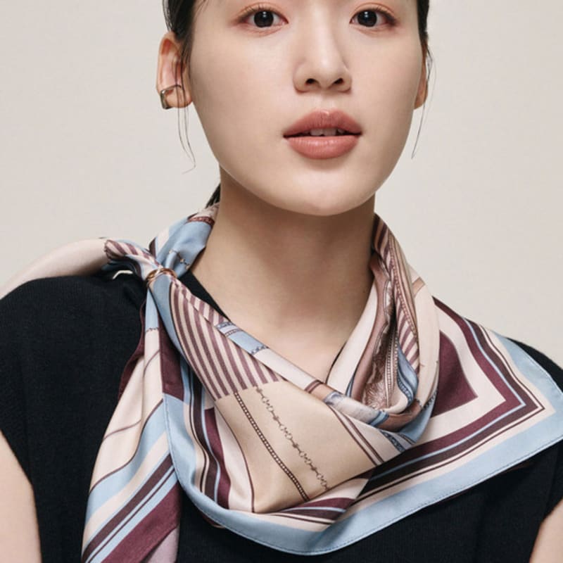 Saint Luxure Mariel Cobalt Wine