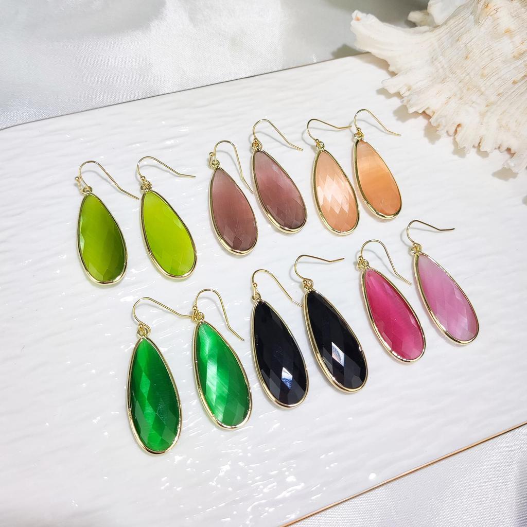 Green Cat's Eye Faceted Teardrop Pendant with Natural Stone and Crystal Earrings