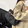 New Retro Contrasting Color Handbag Women's Bag Niche Shoulder Bag Women's Casual Commuter Bag