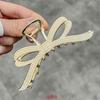 2023 New Fashion Temperament Advanced Butterfly Large Clamp