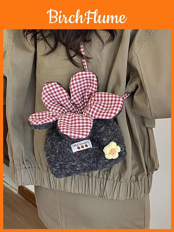 Plush Floral Drawstring Bag With Grid Pattern For Casual Daily Use