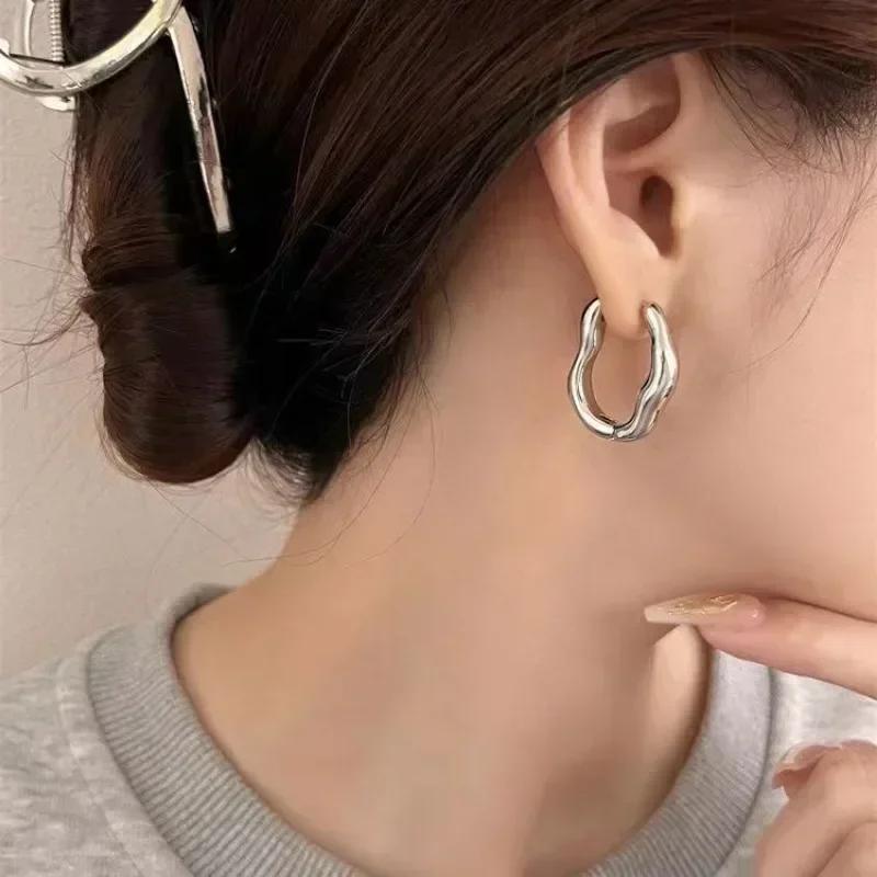 Trend Metal Geometry Hoop Earring Fashion New Design Irregular Minimalist Gold Color Earrings for Women Fashion Jewelry Gift