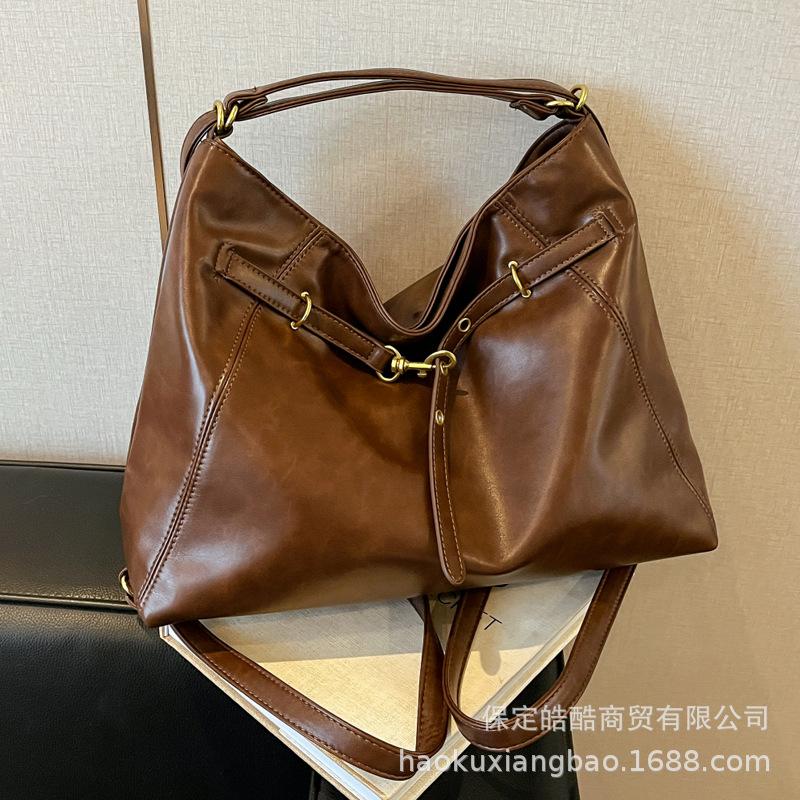Casual Commuter Tote Bag Women's Large Capacity 2025 New Shoulder Messenger Bag Retro Fashion Lightweight Backpack