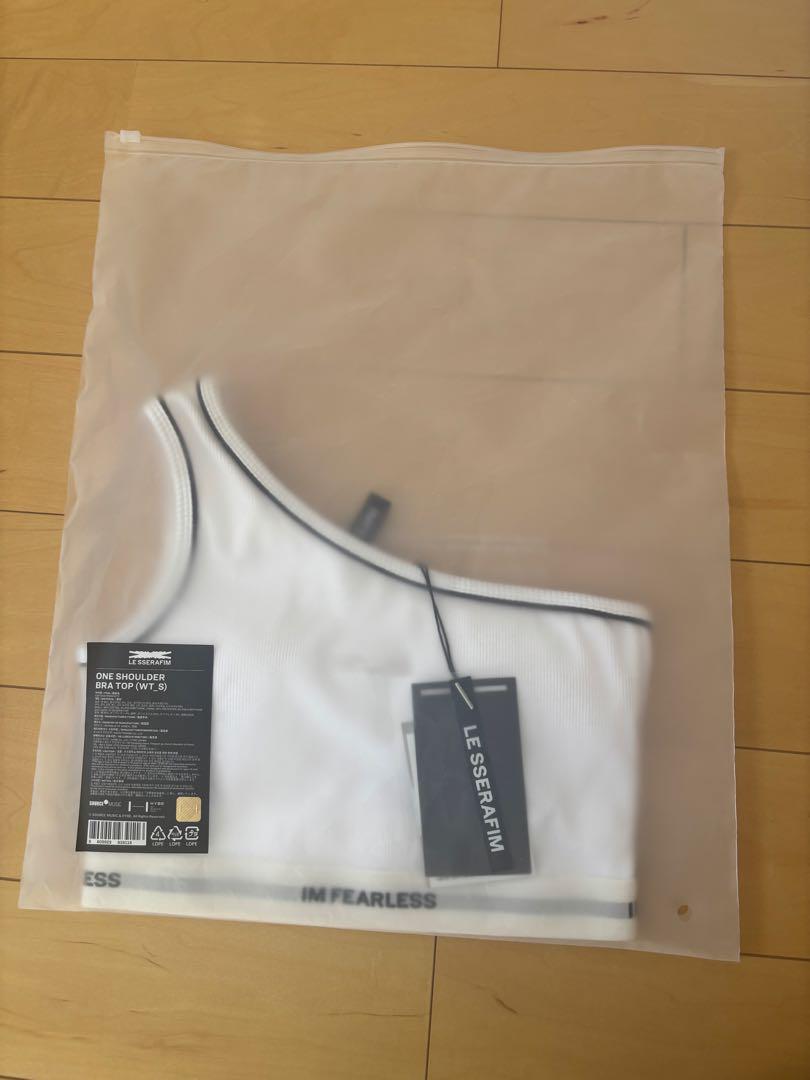 

[USED] LESSERAFIM One-Shoulder Bra Top, Size Small