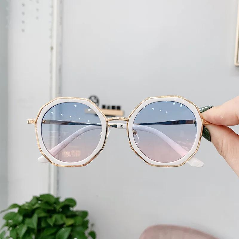 New Fashion Kids Sunglasses Boys Girls Vintage Polygon Colored Glasses Children Cute Kids Black Irregular Sunglasses UV400