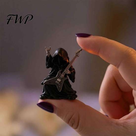 Halloween Party Favors Grim Reaper Advent Calendar 2026, 24-Day Countdown with 24 Trick or Treat Pcs Mini 2D Flat Black Robed Figures for Kids, Adults