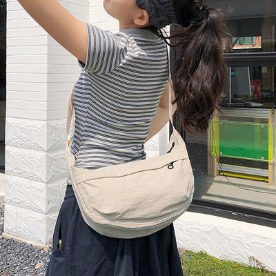 Casual Crossbody Bag Girls Lightweight Shoulder Canvas Bag Waterproof Commuting Solid Color Versatile Nylon Dumpling Bag for Men