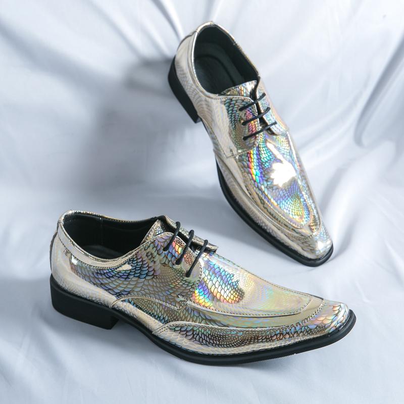 Hot Luxury Pink Mens Patent Leather Shoes Designer High Quality Pointed Chelsea Formal Shoes Man Dress Wedding Party Shoes Men