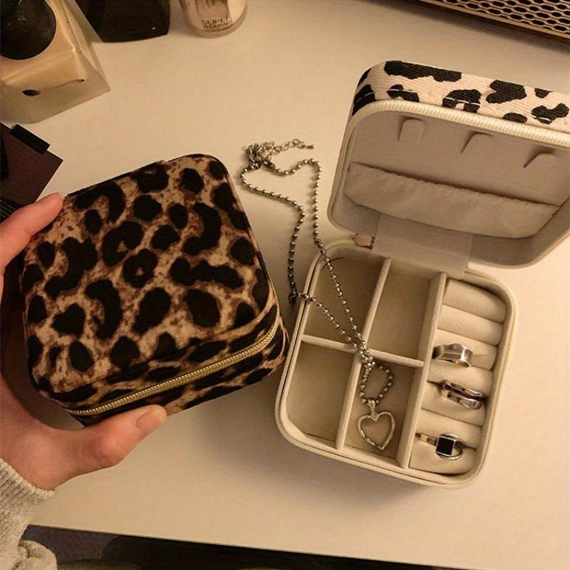 

1pc Classic Leopard Print Jewelry Box, Portable Organizer with Zipper Closure, Tabletop Storage for Earrings, Rings, Necklaces, Jewelry Travel Case