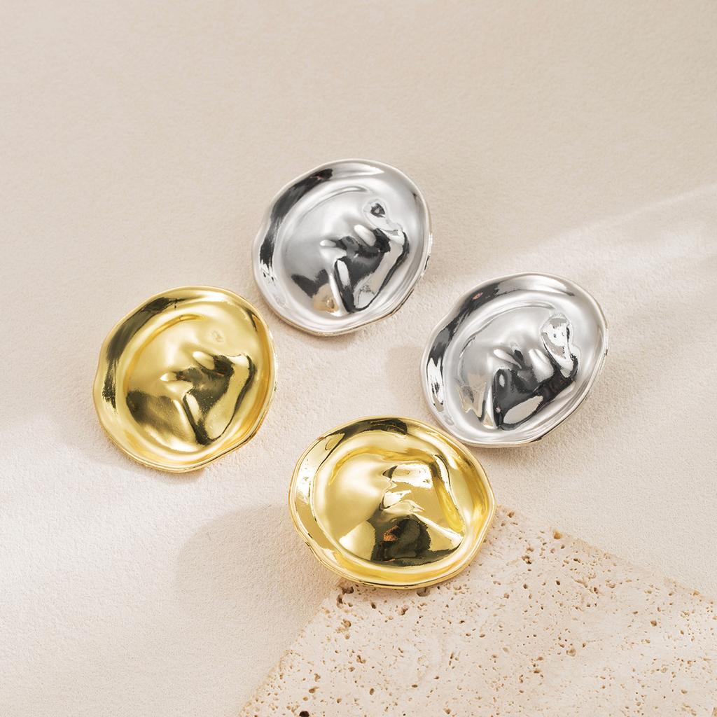 Women Fashion Same Style Stud Earrings Minimalist Temperament Minority Geometric Pleated Alloy Earrings For Women