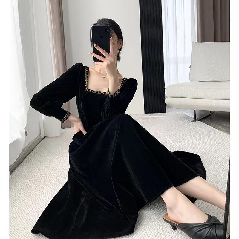 Square collar French gold edge velvet dress women's autumn new retro Hepburn style inner black evening dress long dress