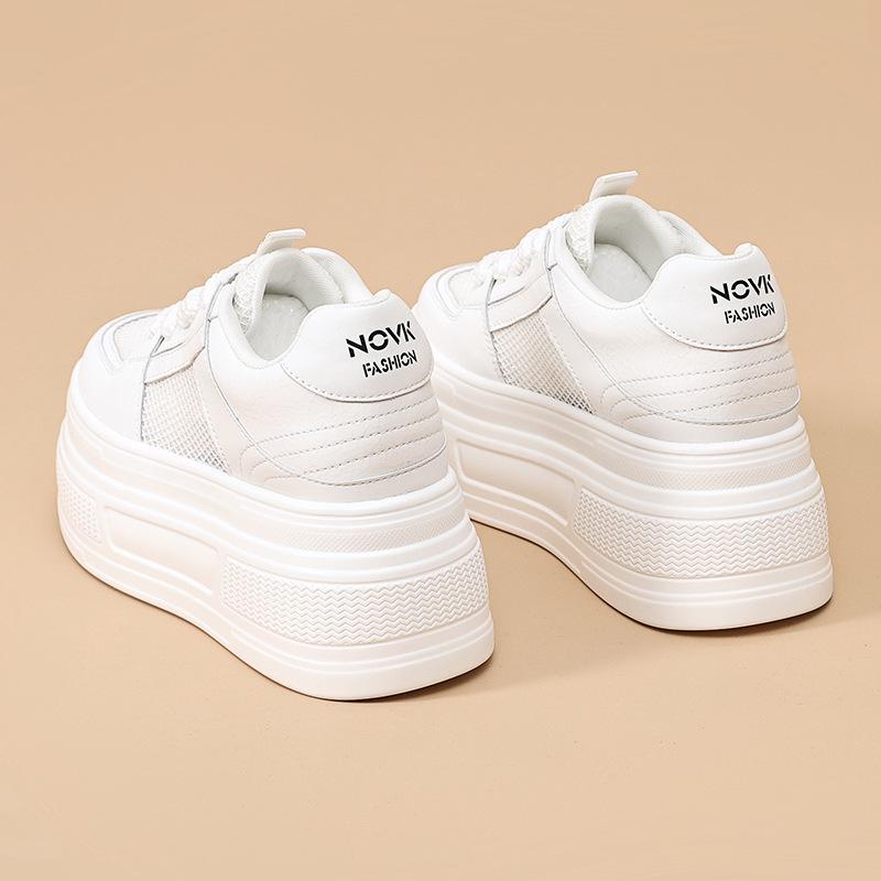 New thick-soled women's versatile and lightweight muffin sole heightening shoes fashionable casual sports shoes women's