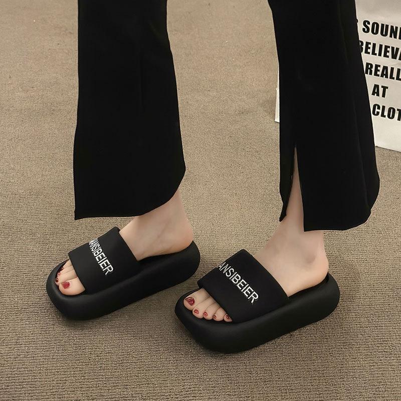 Fashion Sports Style Thick-soled Cool Slippers Outer Wear 2025 Summer New Soft-soled One-word Drag Small Beach Shoes
