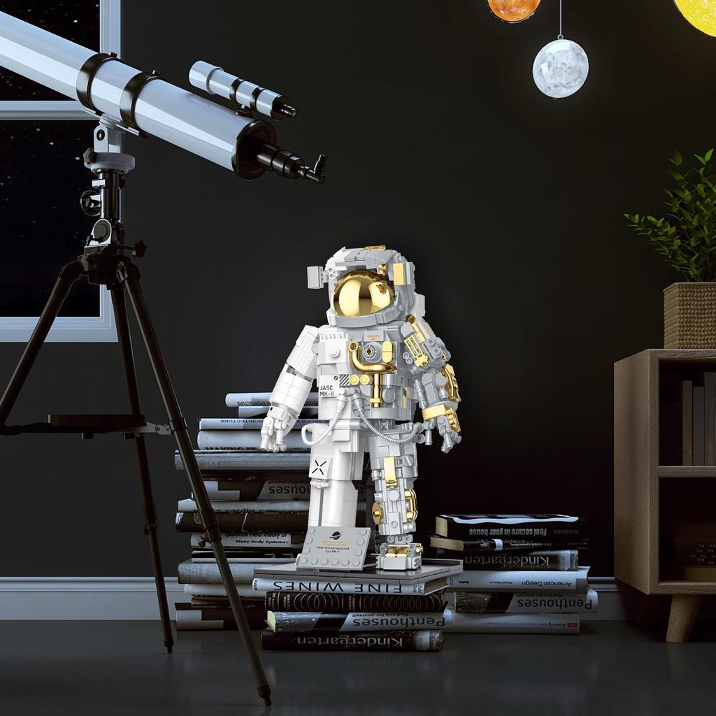 JMBricklayer Space Astronaut Building Blocks Toy Assembly Kit 70109, Assembly Toys for Adults, Cool Astronaut Display Model, Space Toy Set, Space