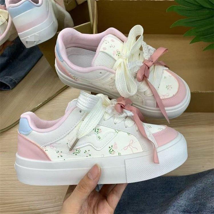 Retro soft-soled small floral casual board shoes women's 2025 autumn thick-soled versatile sports bread German training shoes ins tide