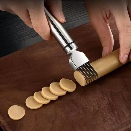 Onion Slicer Stainless Steel Multi-Blade Cutter with Safety Protective Cover Ergonomic Handle Efficient Kitchen Tool for Home Cooking