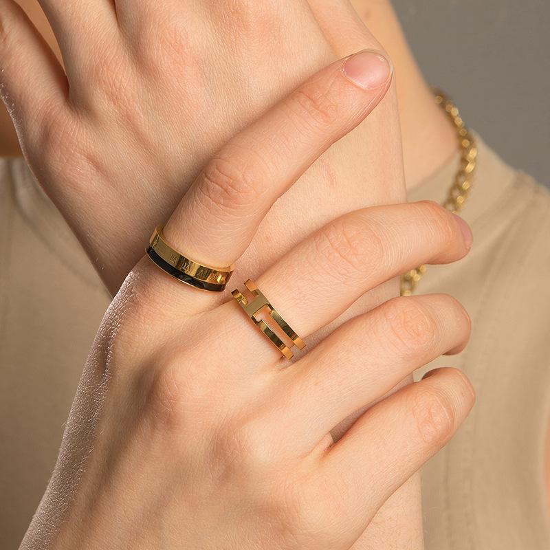 Römische Ziffer Titanstahlring Damen Offenes Design Schlichter Edelstahl Vergoldet Echter Gold Buchstabenring