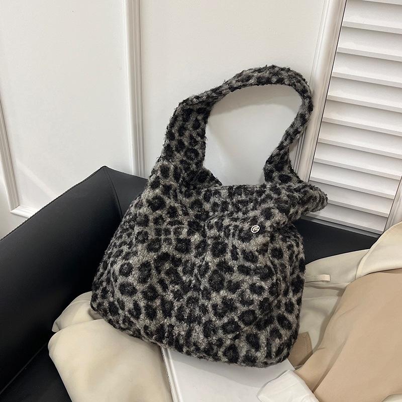 Fashion Leopard Print Large-capacity Tote Bag Women's New Work Commuter Bag Popular Shoulder Bag