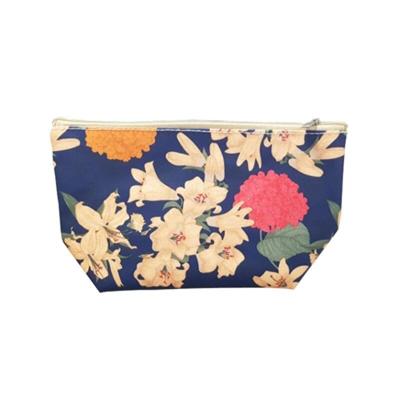 Magnolia Pouch